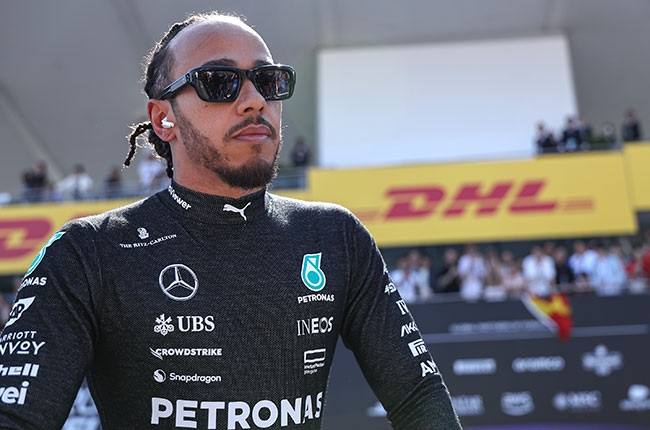 Hamilton is back as Red Bull face title scrap