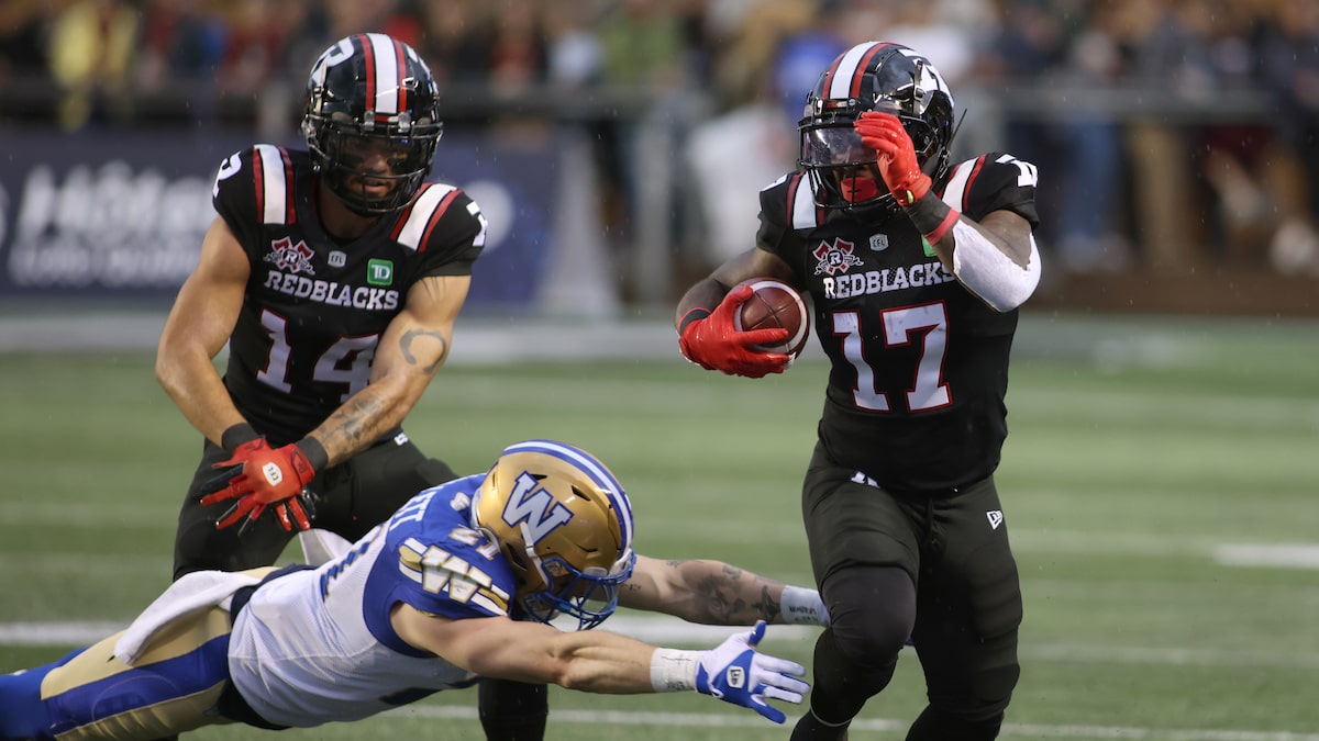 Redblacks aim to keep rolling against visiting Roughriders