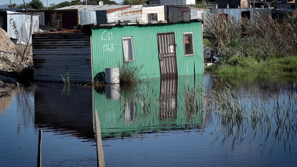 WATCH | Why Cape Town residents were disappointed after Cogta minister’s inspection of flooded areas