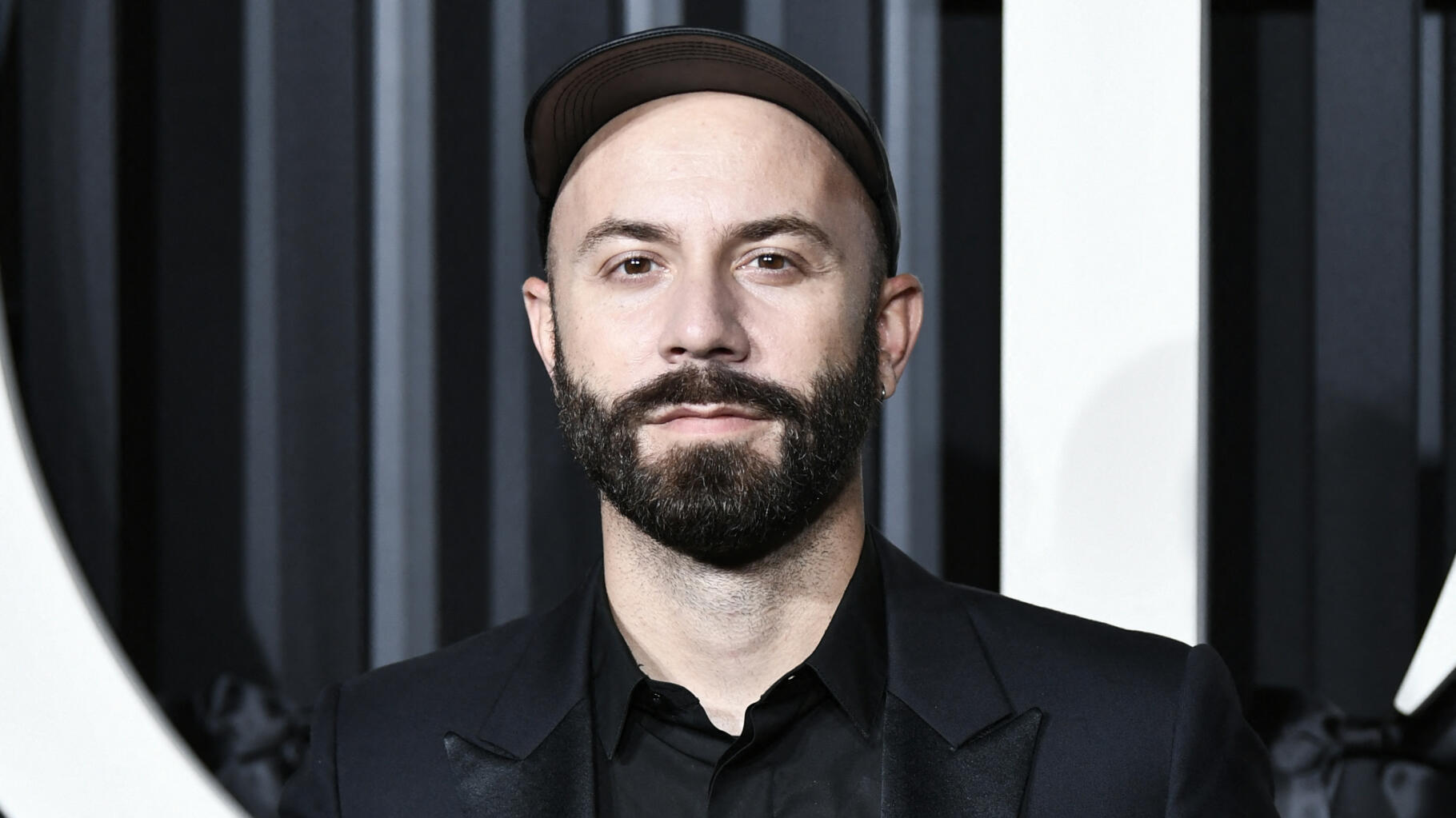 Woodkid s’insurge contre l’utilisation de son « hymne LGBT+ » par Donald Trump