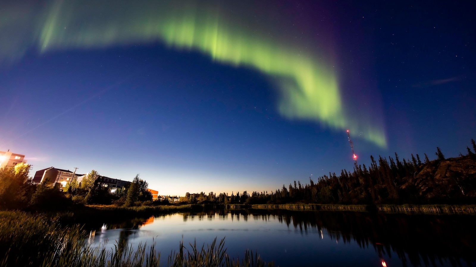 Faint auroras may be visible in Northern Hemisphere skies after weekend solar storms