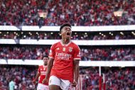 Napoli prepare contracts and set date for Neres medical after Benfica agreement