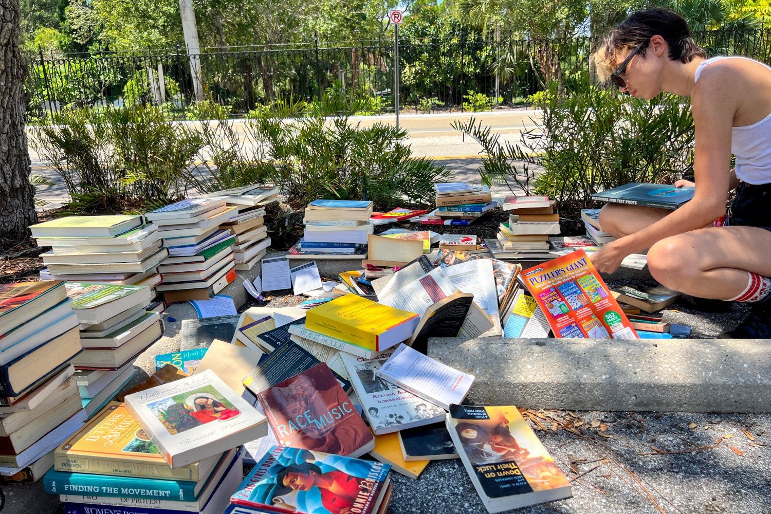 New College tosses hundreds of books, many on LGBTQ issues, race and women’s rights