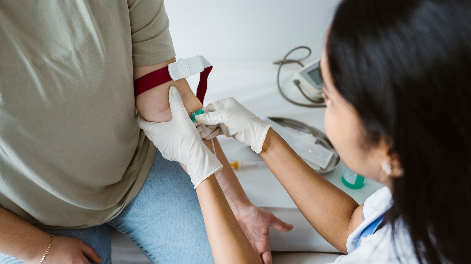 Routine blood tests are not reliable for diagnosing long COVID, study finds