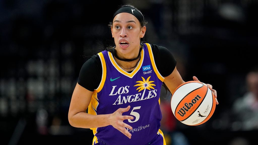 Sparks’ Dearica Hamby sues WNBA, Aces alleging discrimination – ESPN